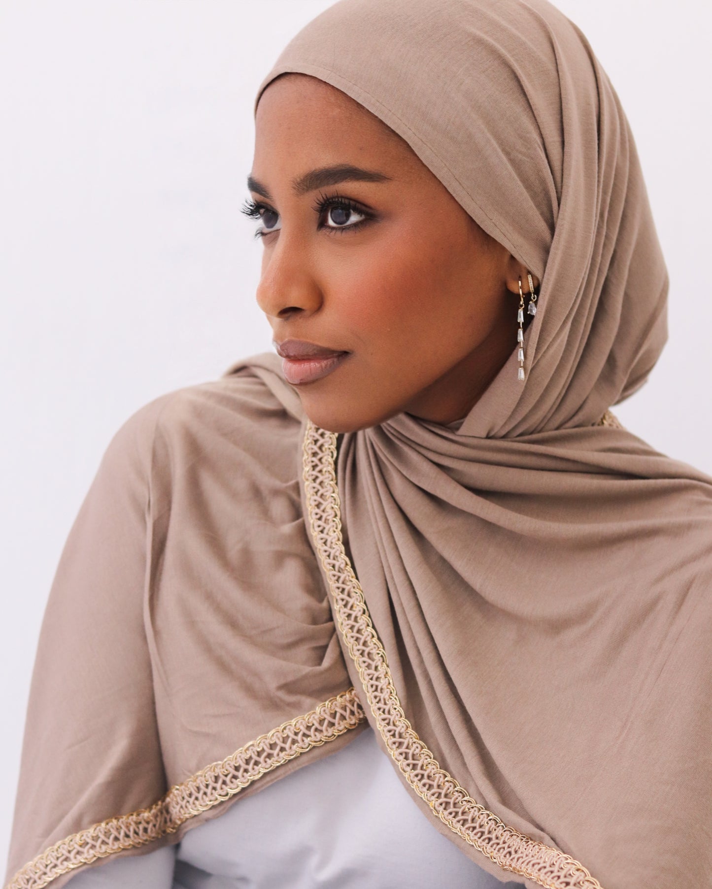 handmade scarves -Cafe