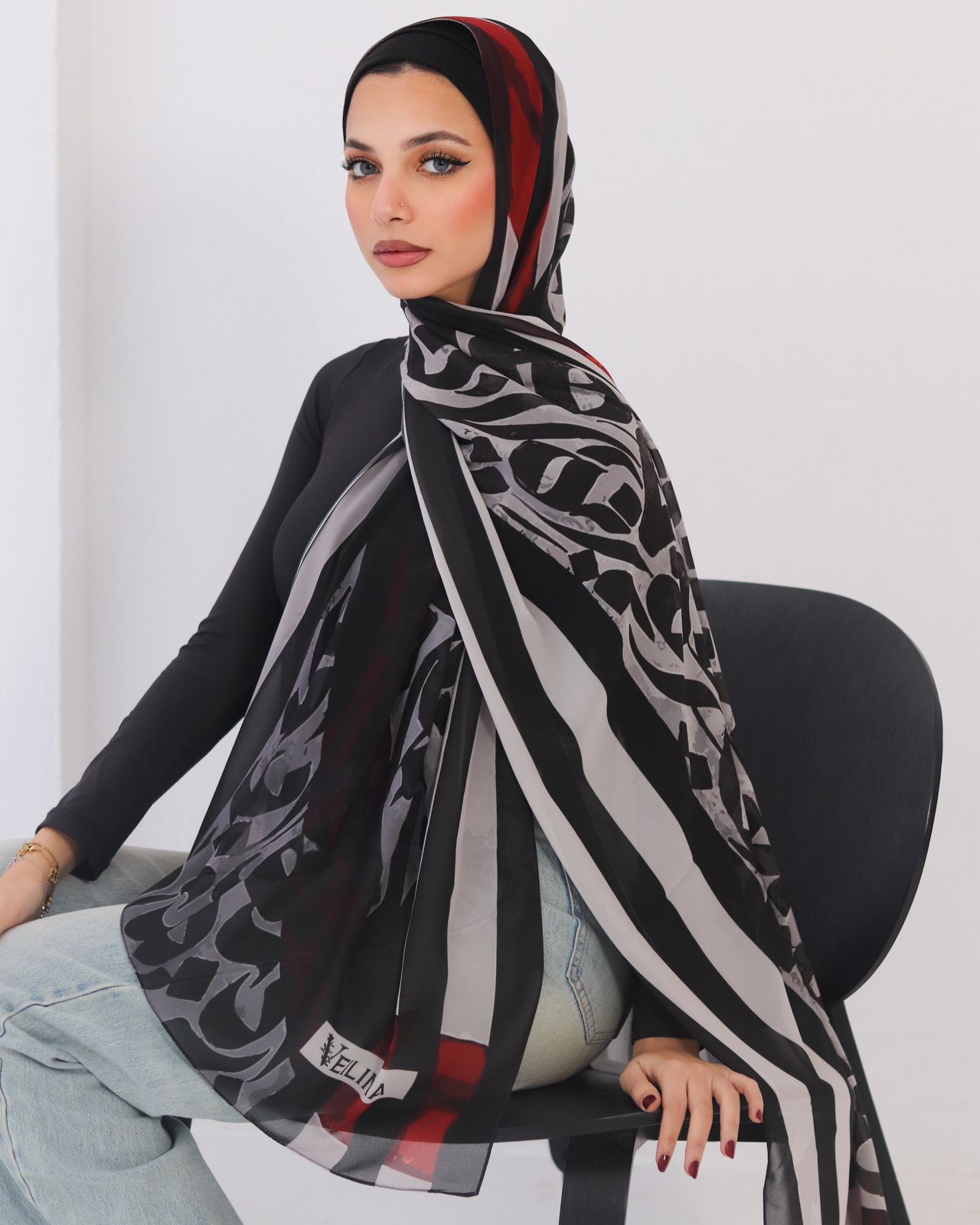 Arabic scarf