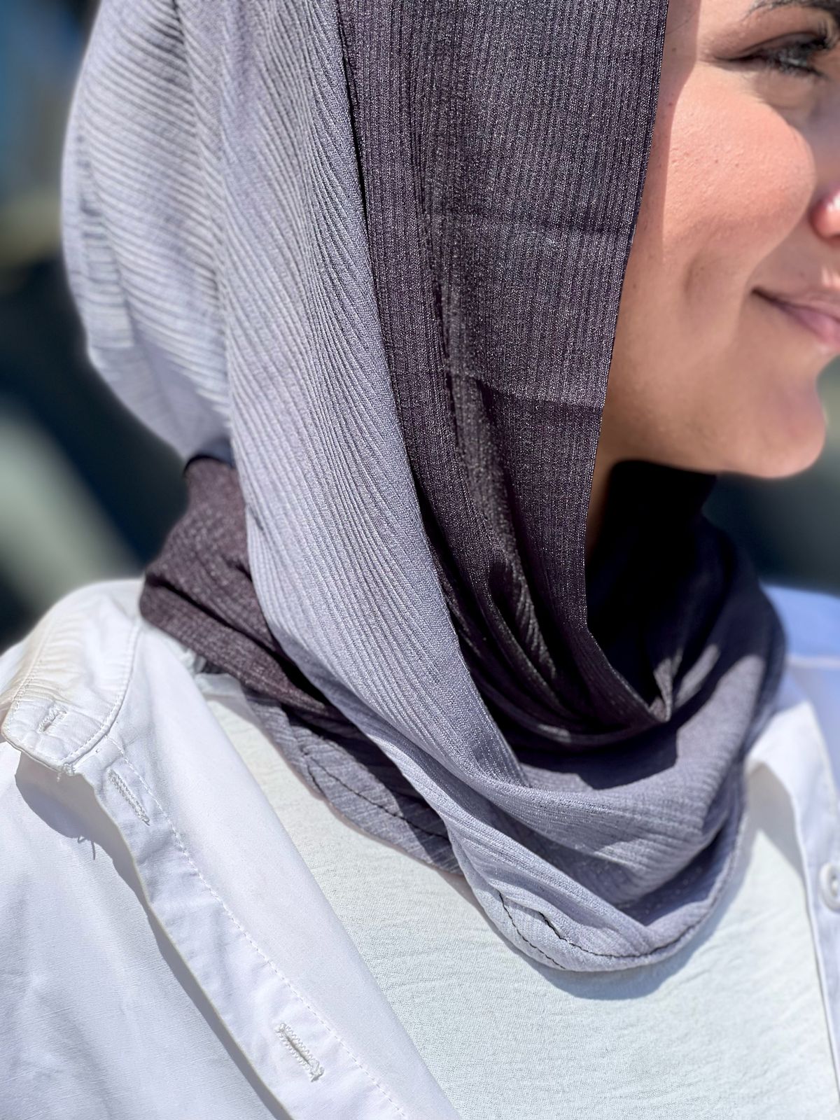 Deep Black Gradient Mini Loose Kuwaiti Scarf