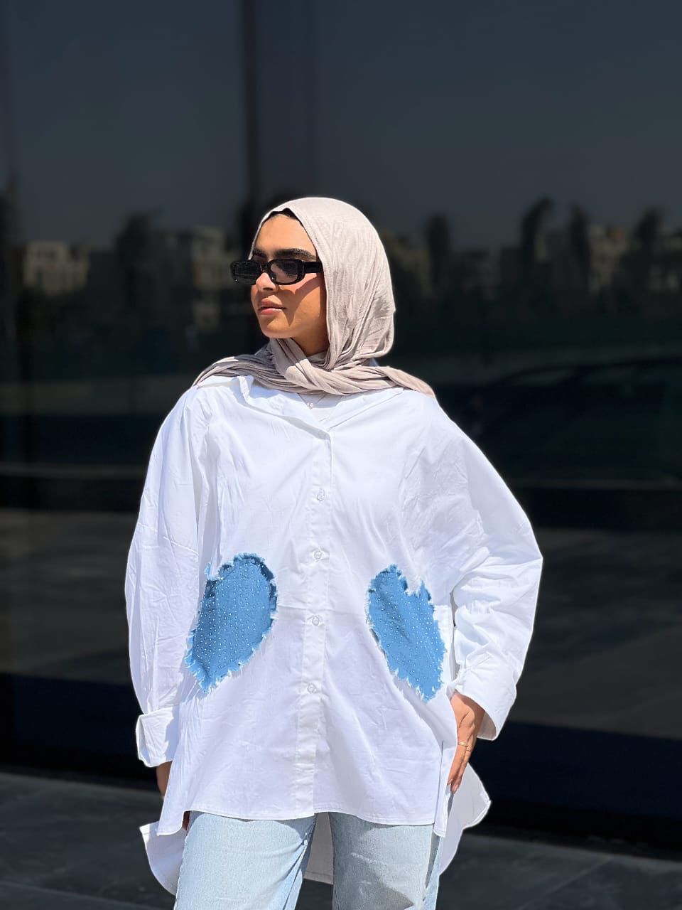 White chemise with hearts jeans strassed