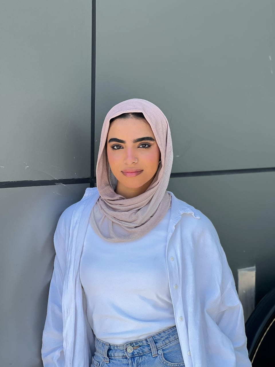 Beige Gradient Mini Loose Kuwaiti Scarf