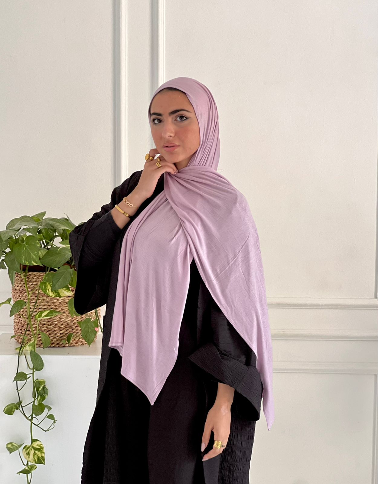 Rose Plain Kuwaiti Scarf