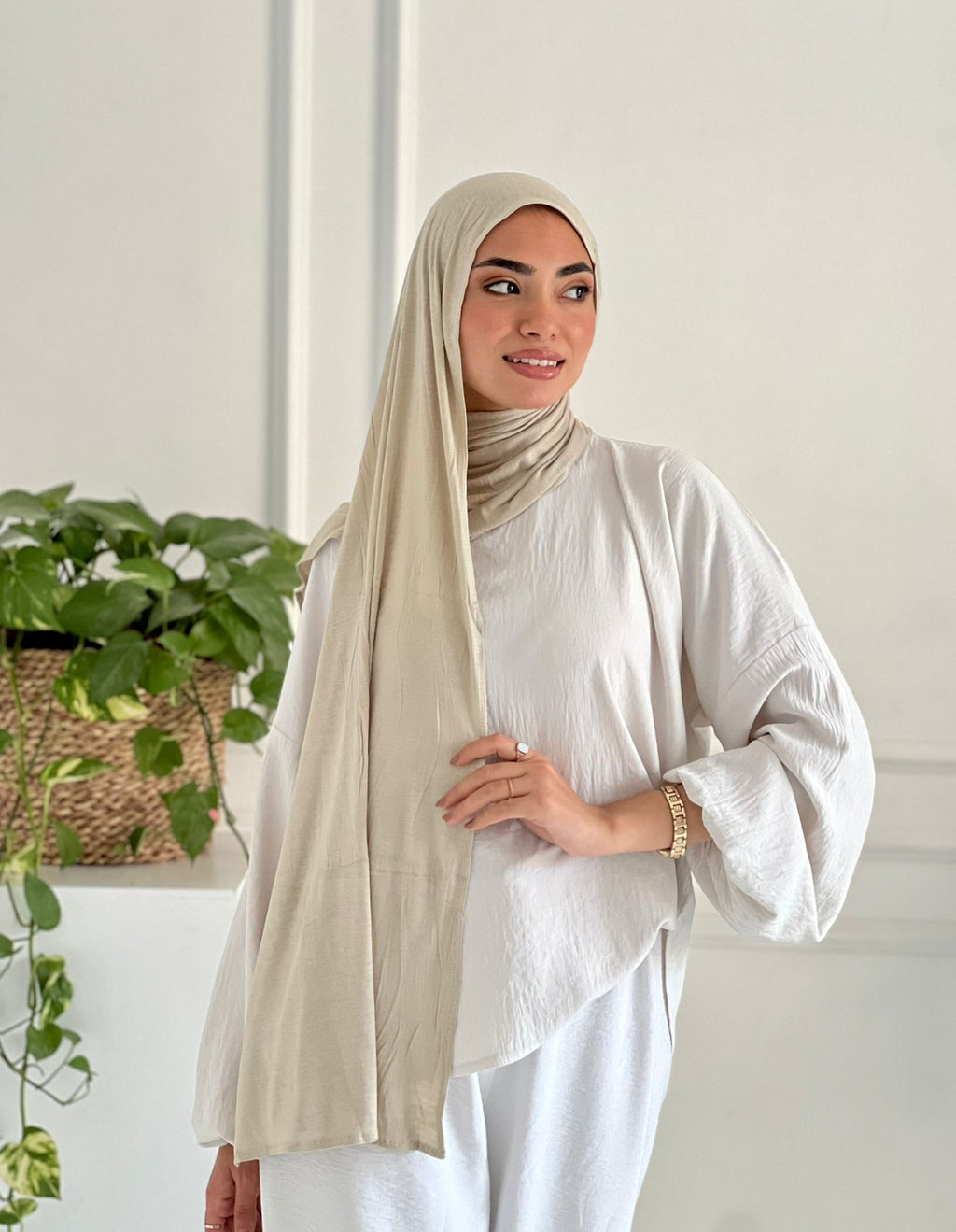 Beige Plain Kuwaiti Scarf
