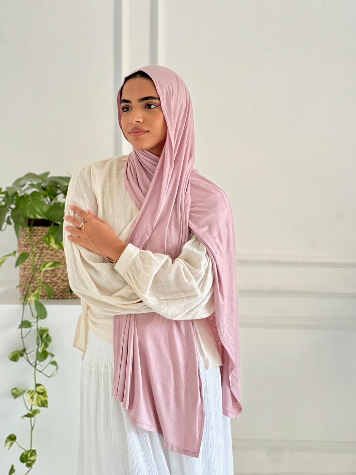 Pink Plain Kuwaiti Scarf