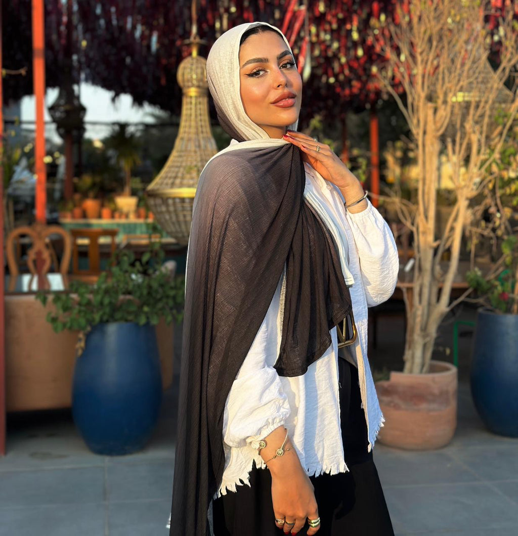 Black Mirror Gradients Kuwaiti Scarf