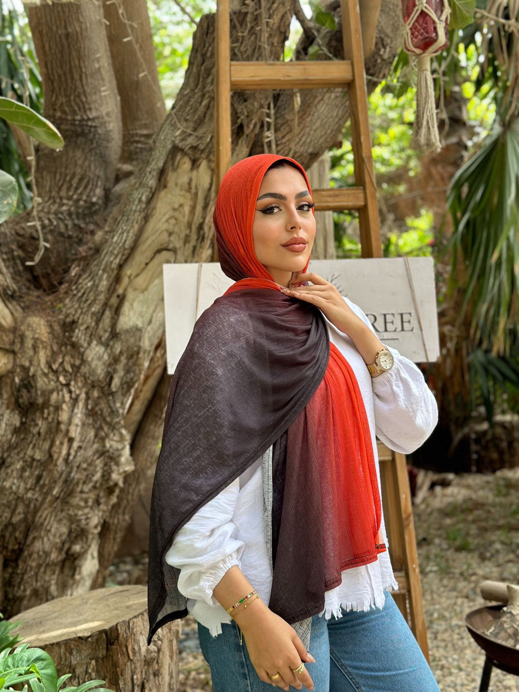 Sunrise Gradients Kuwaiti Scarf