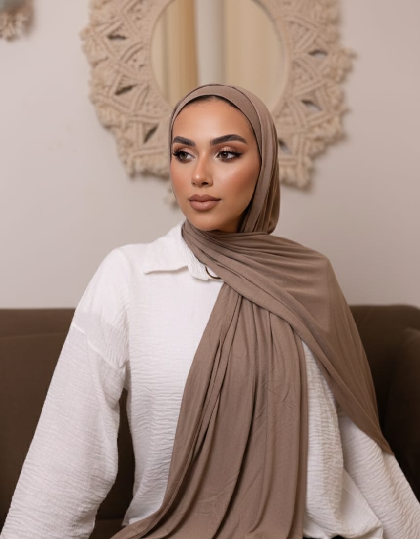Cafe Plain Kuwaiti Scarf with Bandana