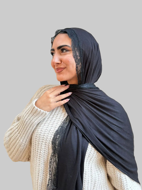 Black Dentelle Kuwaiti Scarf