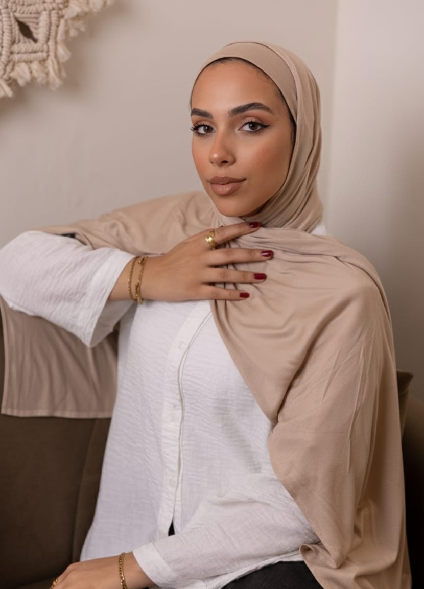 Beige Plain Kuwaiti Scarf with Bandana