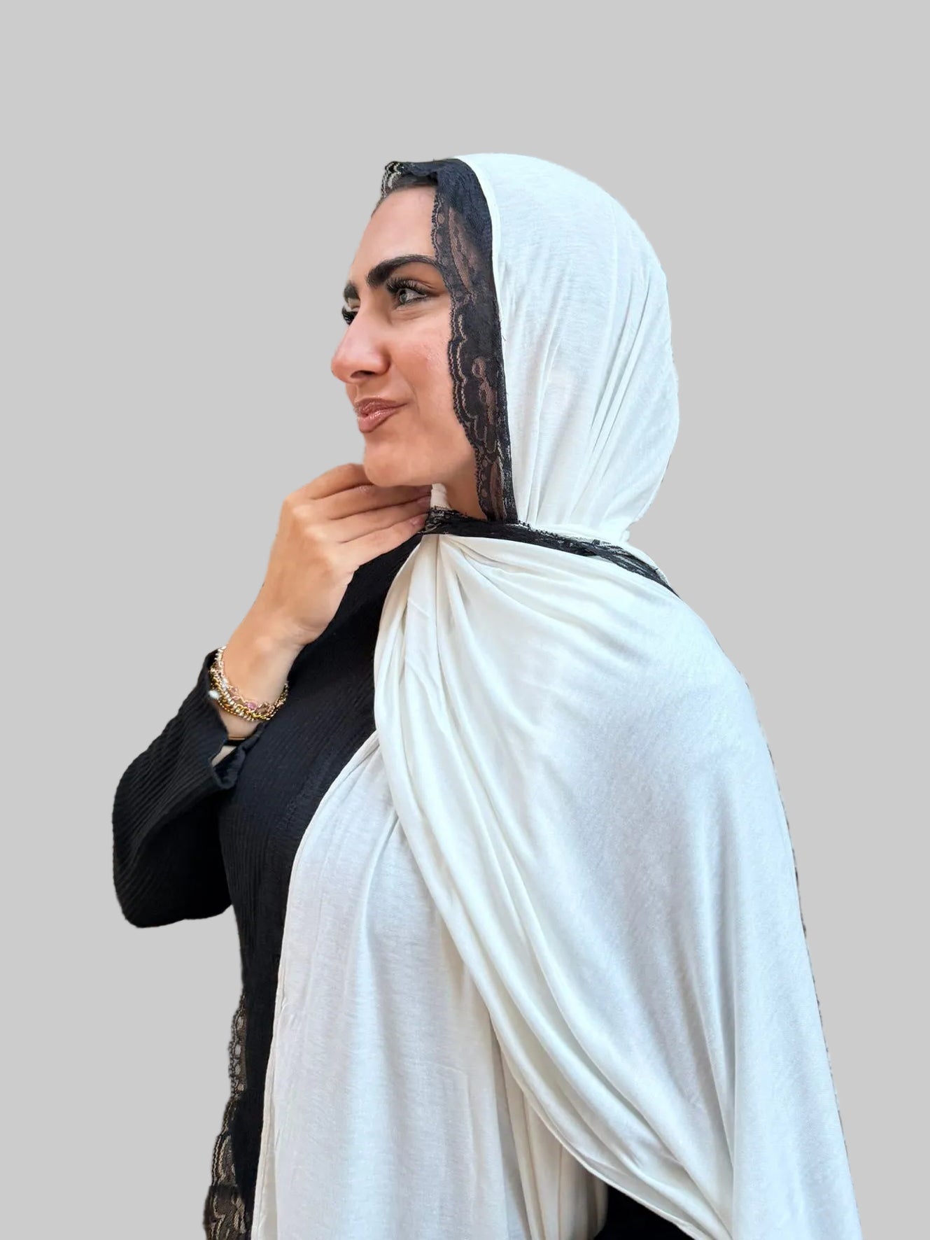 Off white Dentelle Kuwaiti Scarf